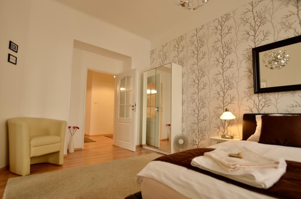 Beautiful In Apartment Prag